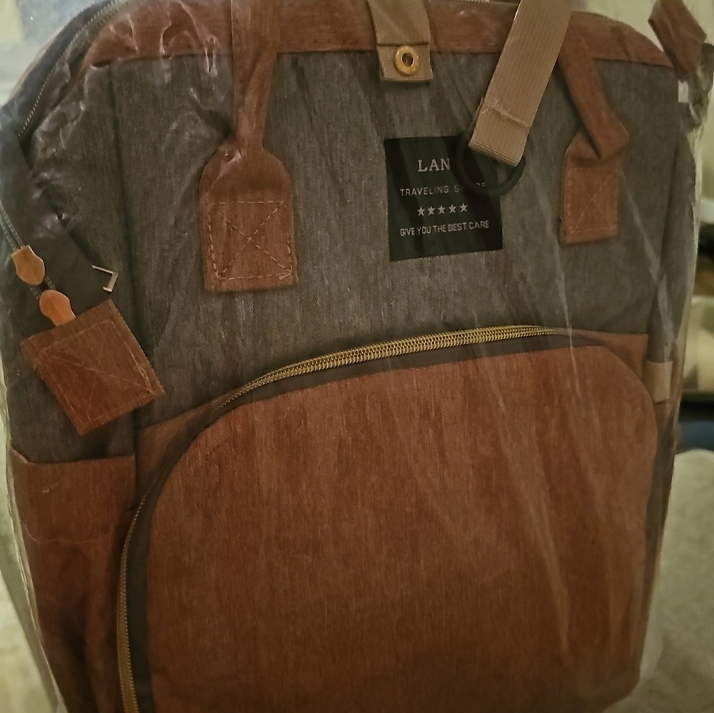 Baby diper bag / diper change bed